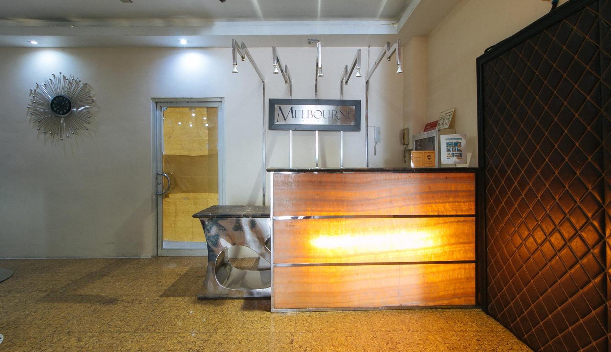 Reddoorz @ Melbourne Suites Makati ماكاتي المظهر الخارجي الصورة