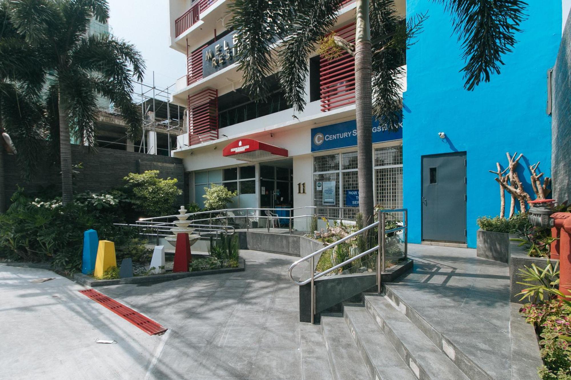 Reddoorz @ Melbourne Suites Makati ماكاتي المظهر الخارجي الصورة